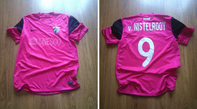 Se pone en subasta la camiseta de Van Nistelrooy con el Málaga