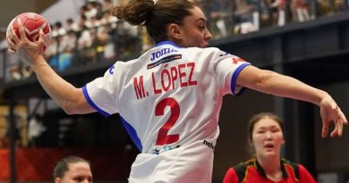 Marta López: "Queremos volver a jugar, es nuestra pasión, pero no a este precio"