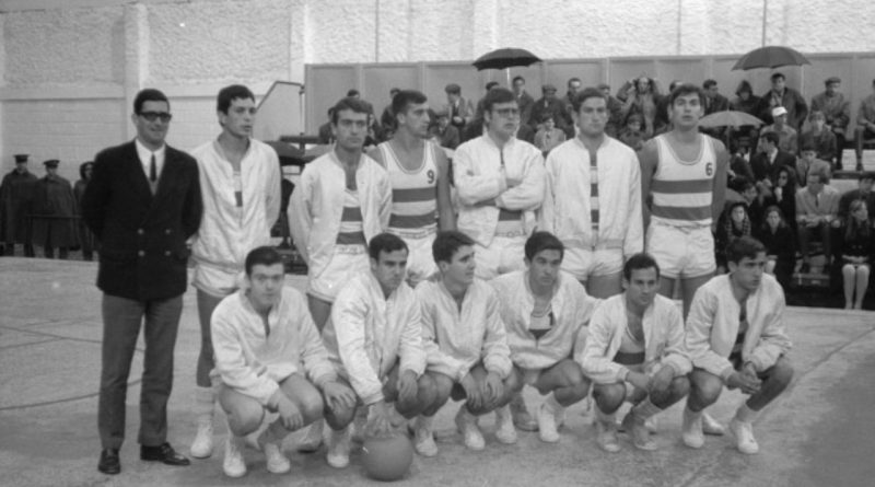 El historiador, Domingo Muñoz, recordó las secciones de baloncesto y de boxeo del CD Málaga