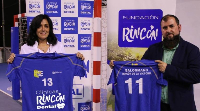 Fundación Rincón, también con el balonmano Rincón de la Victoria