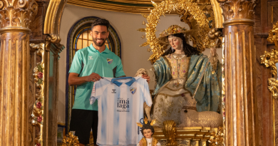 El Málaga CF cumple con la tradición