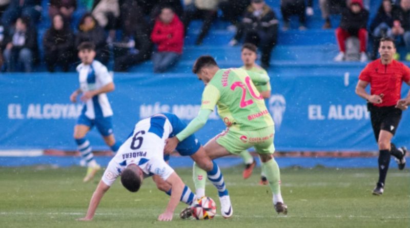 El Málaga vuelve a saborear un 0-3 casi dos años después