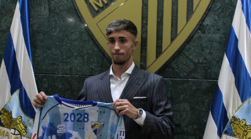 Larrubia: "Quiero darme la oportunidad de ascender con el Málaga a Primera"