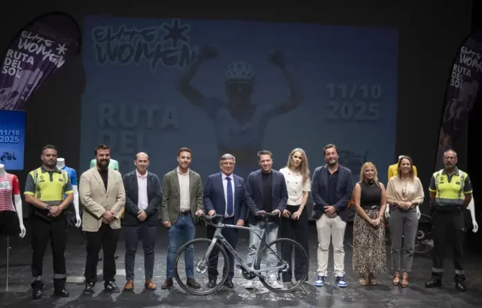 Presentación en Torrox de la Vuelta Ciclista a Andalucía Elite Women
