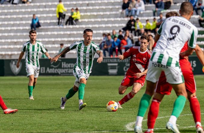 Antequera-Sevilla Atlético: El Antequera vuelve a pinchar en un encuentro en el que mereció más