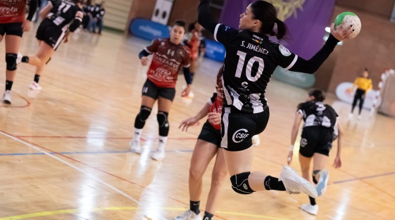 Las panteras comienzan 2026 con una gran victoria (25-16)