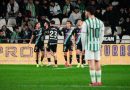 El Málaga asalta Córdoba y entra en zona playoff