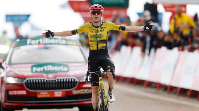 Fuerte caída de Jonas Vingegaard durante un entrenamiento en Málaga