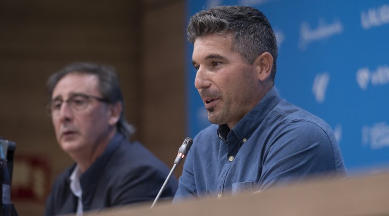 Un lateral zurdo, la única posibilidad que baraja el Málaga CF en el mercado