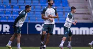 Einar Galilea vio la quinta amarilla desde el banquillo y no estará contra la Real B