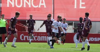 Sevilla Atlético-Antequera: Reparto de puntos con sabor agridulce