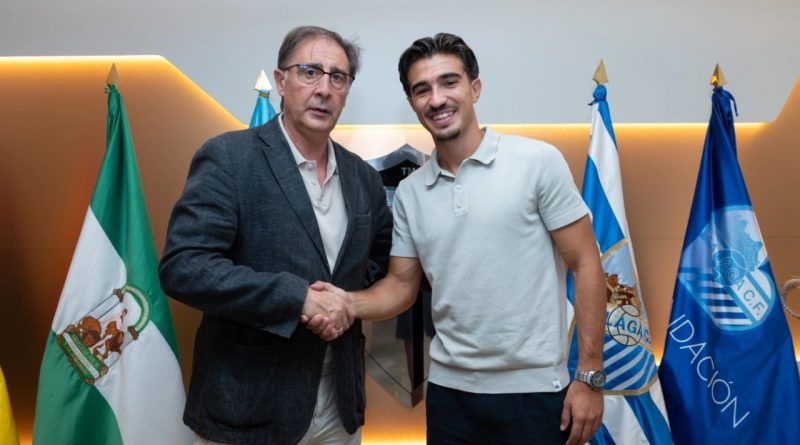 Arriaza, renovado hasta 2028 y cedido al CD Estepona