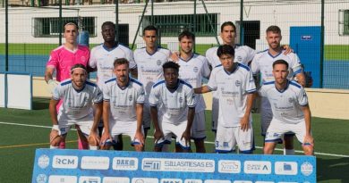 Mijas Las Lagunas-Betis Deportivo: Comiendo en la mesa de los grandes