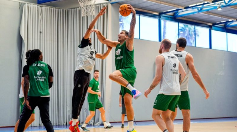 Willy Hernangómez y la unión del Unicaja: "Es un vestuario especial"