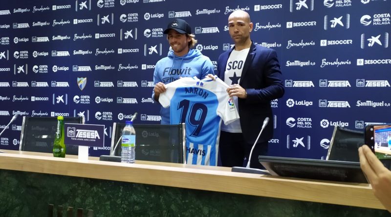 Aarón Ñíguez: "Estoy ilusionado por esta oportunidad en un club histórico como el Málaga"