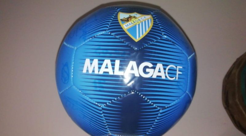 La Fundación del Málaga regalará un balón firmado por los Genuine en el torneo de FIFA 20 de SportDirect Radio