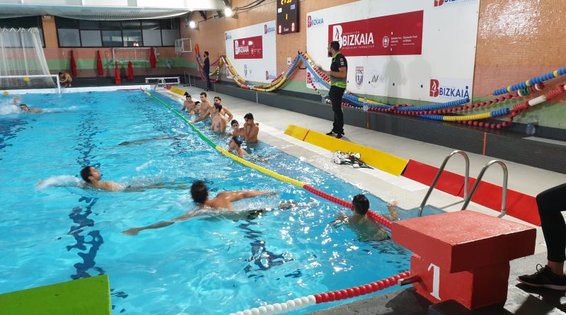 El Waterpolo Málaga se queda a 40 segundos de puntuar en una de las piscinas más difíciles