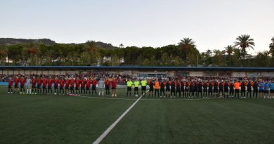 El Deportivo Alhaurín logra una victoria histórica contra el equipo de Leyendas de España