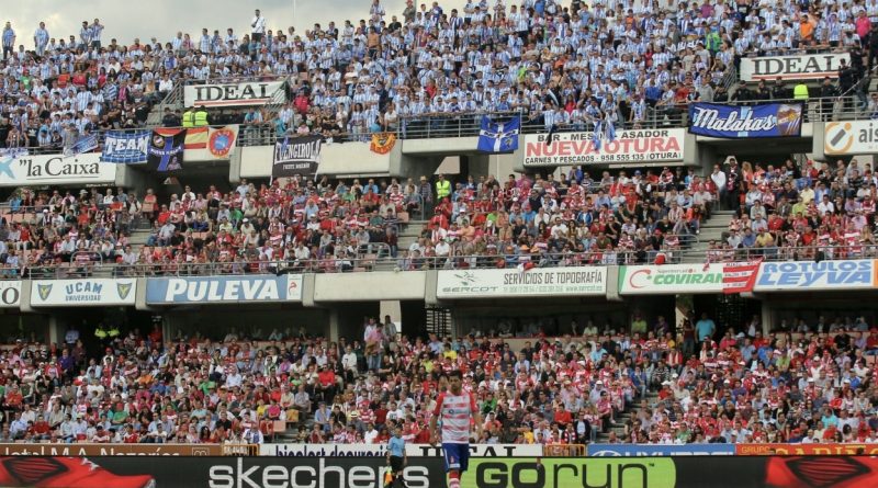 El partido entre el Málaga y el Recreativo Granada se jugará en Los Cármenes
