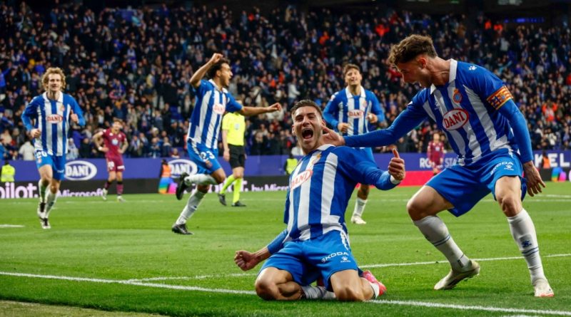 Debut de ensueño para Roberto en la victoria del Espanyol