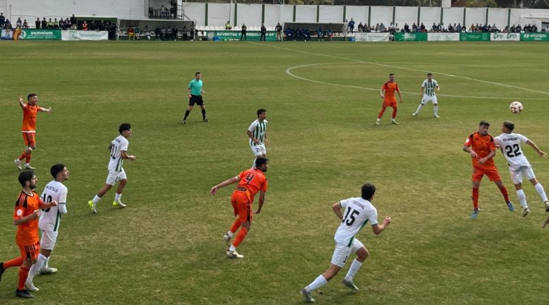 El Xerez CD suma un punto en El Pozuelo y deja sin liderato al Juventud de Torremolinos