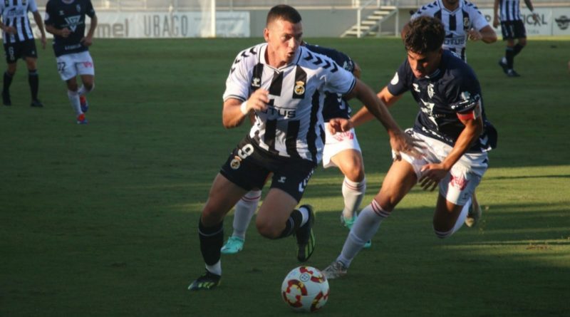 Entrevista a Jack Harper: "Sigo pensando que el Málaga ascenderá a Primera, pero ojalá lo hubiera hecho yo"