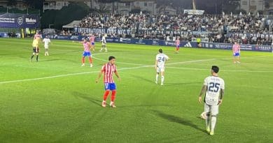El Marbella vence con solvencia y se aferra a la permanencia