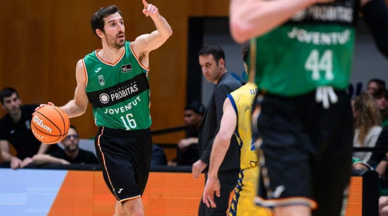 Guillem Vives: "Unicaja va a competir por el título"