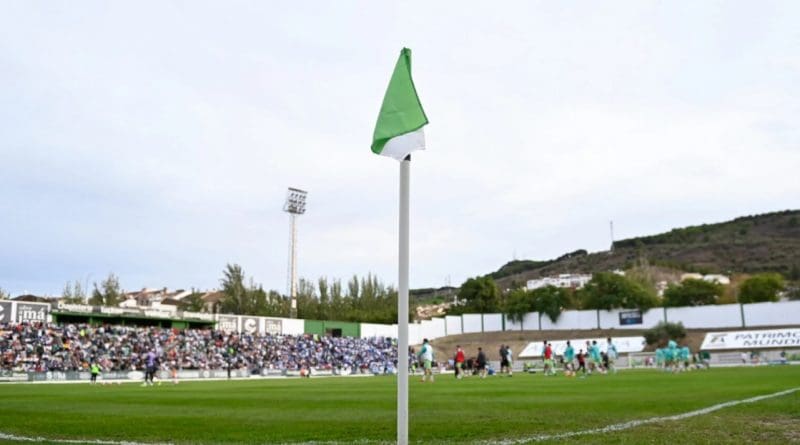 El Málaga confirma su tercer amistoso de pretemporada y visitará Antequera