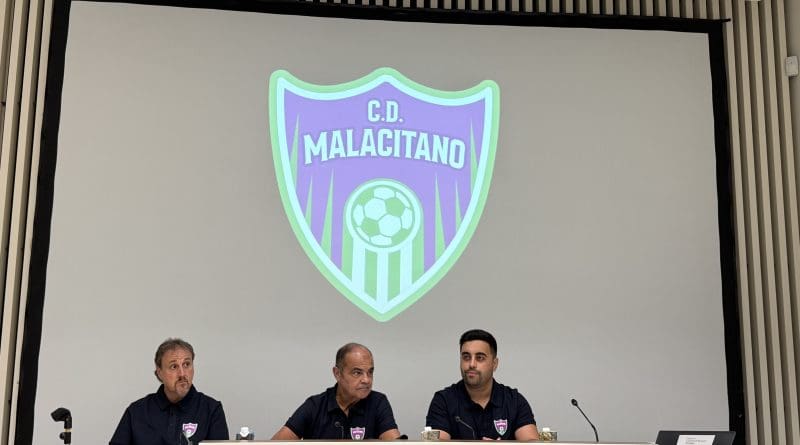 Aterriza en Málaga el CD Malacitano: “Nuestro objetivo es alcanzar el fútbol profesional”