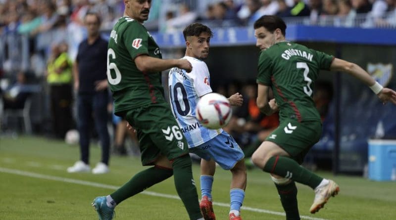 #MálagaÉibar: Pistoletazo liguero ante el equipo armero