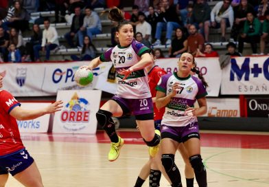 Las Panteras acechan al líder tras ganar en Galicia