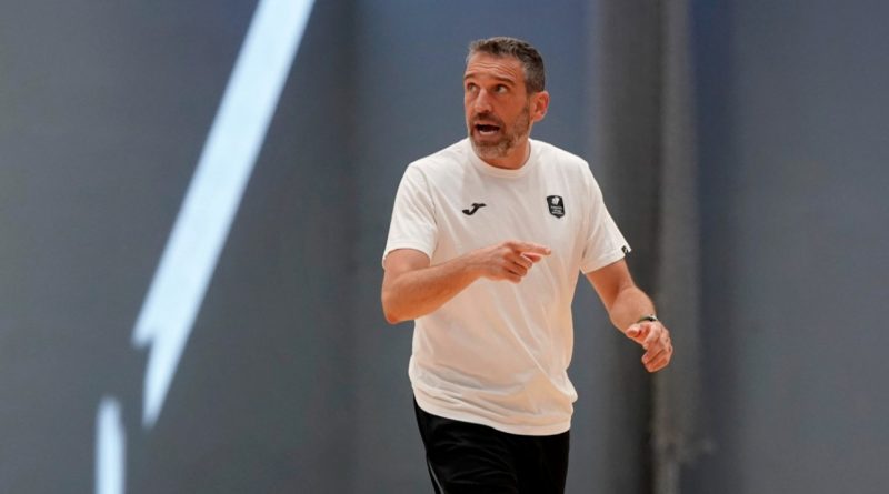 Ibon Navarro: "Sabemos que a nivel de baloncesto estamos muy lejos"