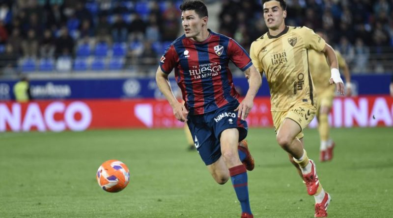 Huesca-Málaga: A seguir el gran inicio en un campo maldito