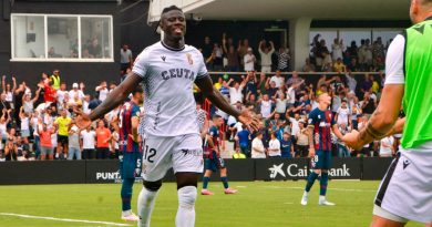 El Huesca concedió los tres puntos al Ceuta antes de recibir al Málaga