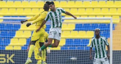 Osama, jugador del Antequera: «Tarde o temprano llegará la racha de victorias que nos hará salir de la zona baja»