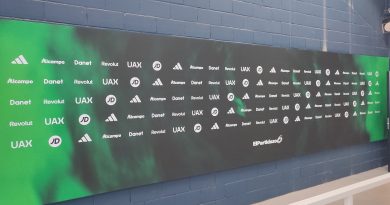 La Rosaleda se pone a tono para el "Partidazo de Youtubers 6"