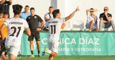 El Torremolinos se redime de un mal primer tiempo y rescata un punto ante el Sabadell