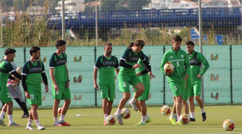El Juventud Torremolinos reconoce el gesto del Málaga CF al cederle sus instalaciones deportivas