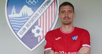 Stefan Scepovic, nuevo jugador del CD Estepona