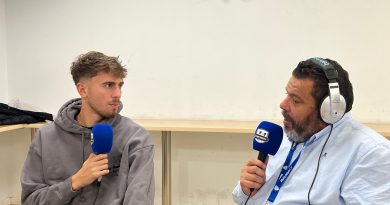 Adrián Niño acerca de sus compañeros: Hay mucha carne de primera división en esta plantilla