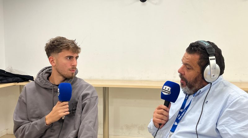 Adrián Niño acerca de sus compañeros: Hay mucha carne de primera división en esta plantilla