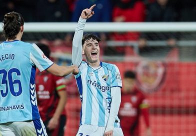 Un cabezazo con pocos centímetros, Aarón Ochoa y un registro histórico en el Málaga