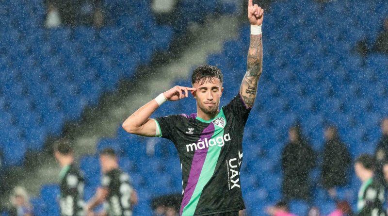 Larrubia, Jugador Excelencia en la derrota frente a la Real Sociedad B