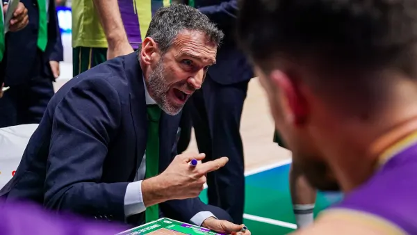 Ibon Navarro: «Si fueran ciertos los rumores el club se hubiera enterado por mí, la lealtad es muy importante»