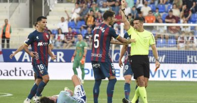 El Málaga-Huesca repite el colegiado de la primera vuelta