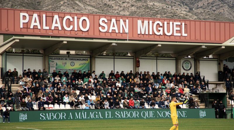 El Juventud Torremolinos desmiente su mala relación con el Ayuntamiento