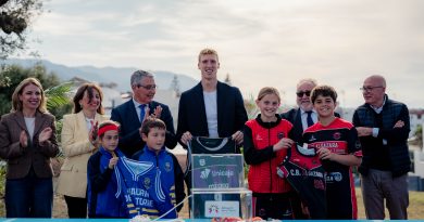 Alberto Díaz coloca la primera piedra del Polideportivo que llevará su nombre en Alhaurín de la Torre