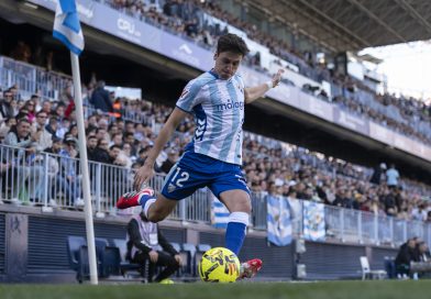 El Málaga CF vuelve a anotar de balón parado más de un año después