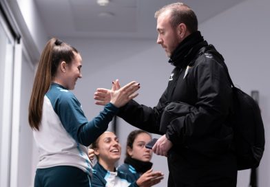 Héctor Díaz, entrenador del Málaga CF Femenino: "La clave del playoff está en ser nosotras mismas"
